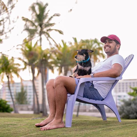 Meet your Posher, Julián - Picture 1 of 1